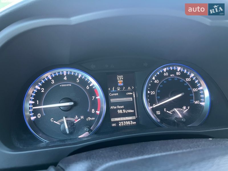 Внедорожник / Кроссовер Toyota Highlander 2014 в Киеве