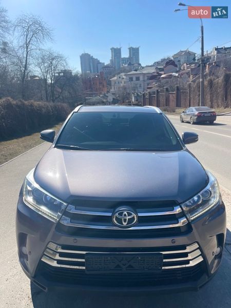 Toyota Highlander 2018