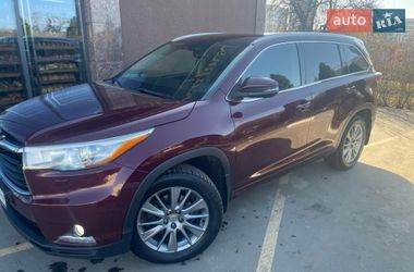 Внедорожник / Кроссовер Toyota Highlander 2014 в Харькове