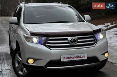 Позашляховик / Кросовер Toyota Highlander 2012 в Білогородці
