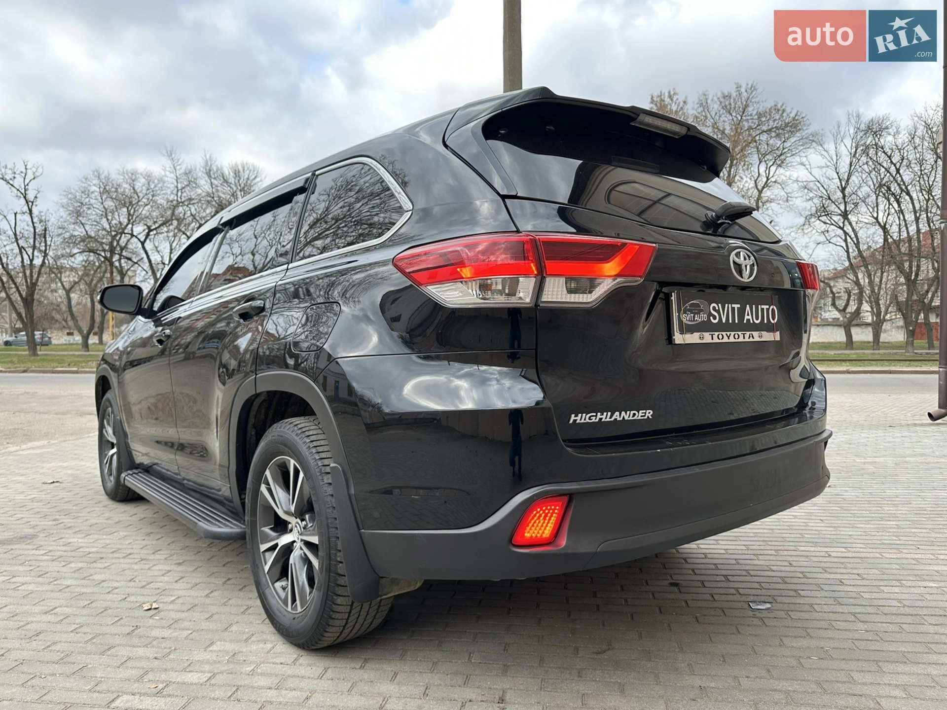 2017 Toyota Highlander - мініатюра 18