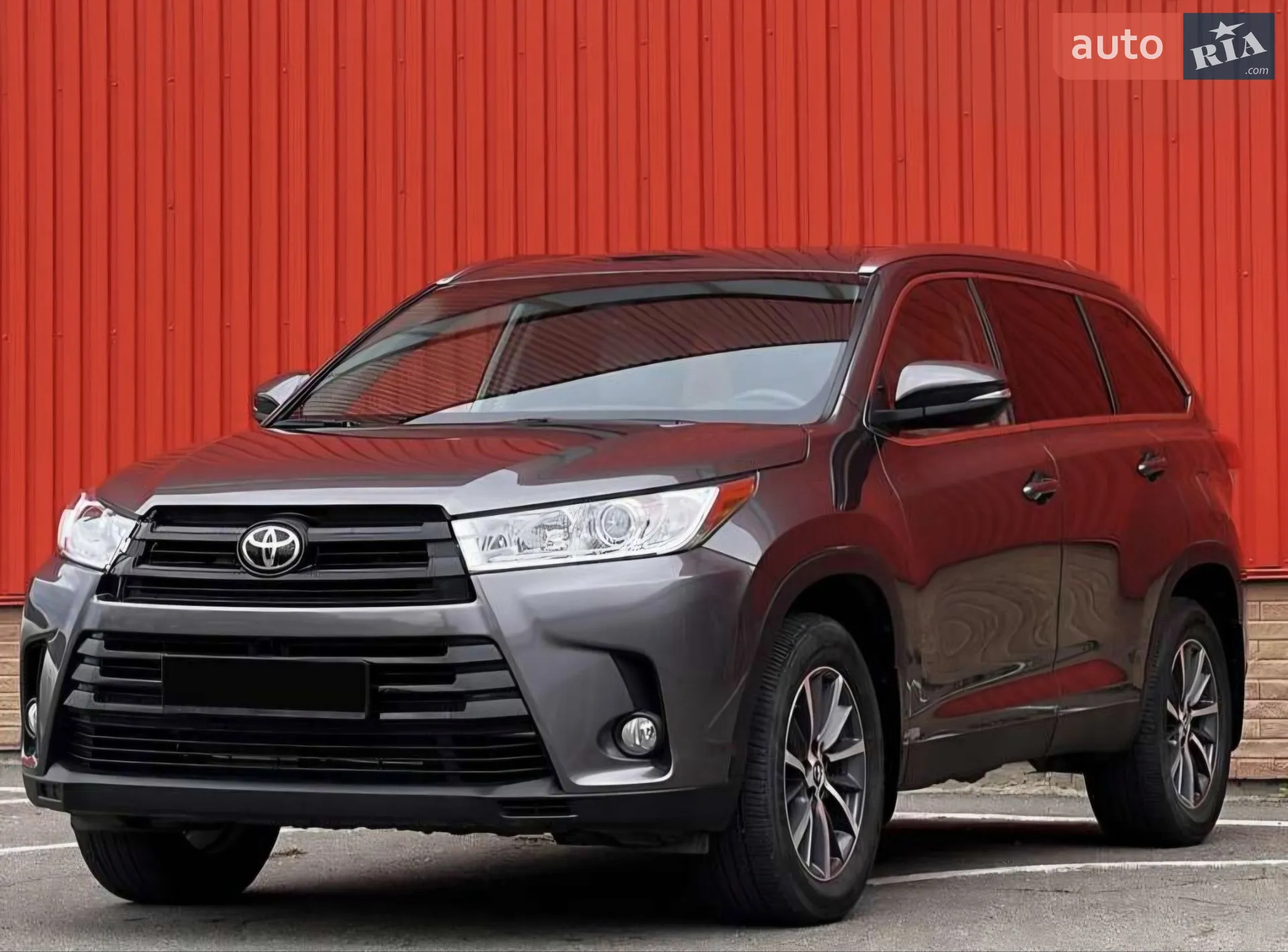2019 Toyota Highlander - фото 1