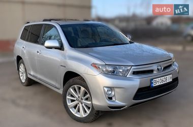 Внедорожник / Кроссовер Toyota Highlander 2010 в Киеве