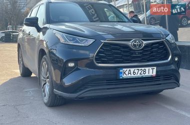 Внедорожник / Кроссовер Toyota Highlander 2020 в Киеве