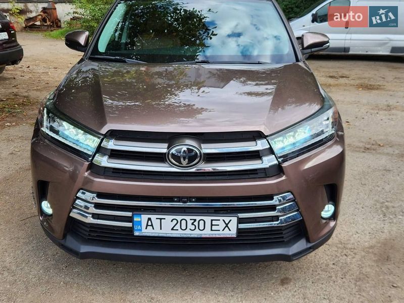 Toyota Highlander 2017