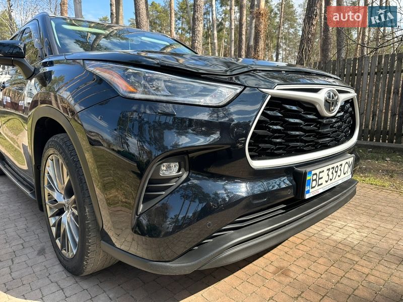 Позашляховик / Кросовер Toyota Highlander 2020 в Києві