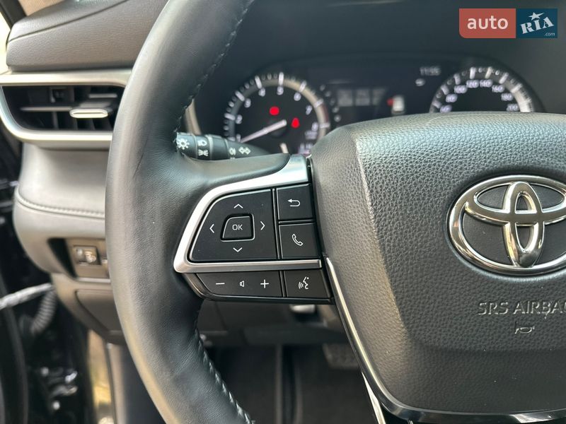 Позашляховик / Кросовер Toyota Highlander 2020 в Києві