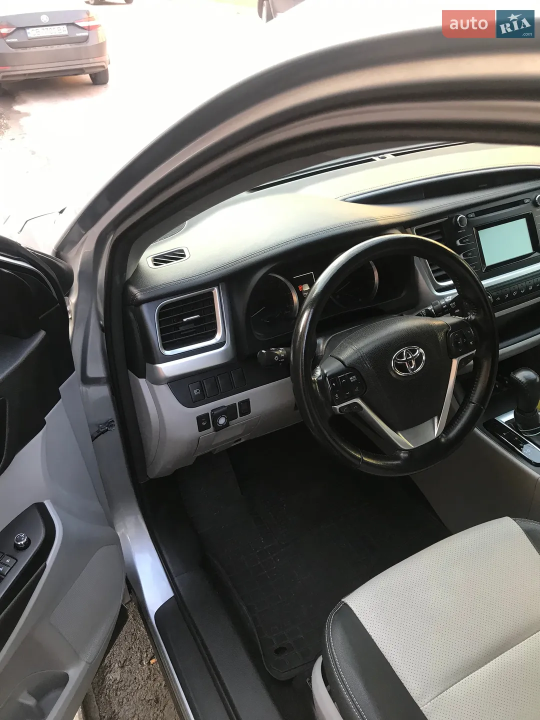 2017 Toyota Highlander - мініатюра 10