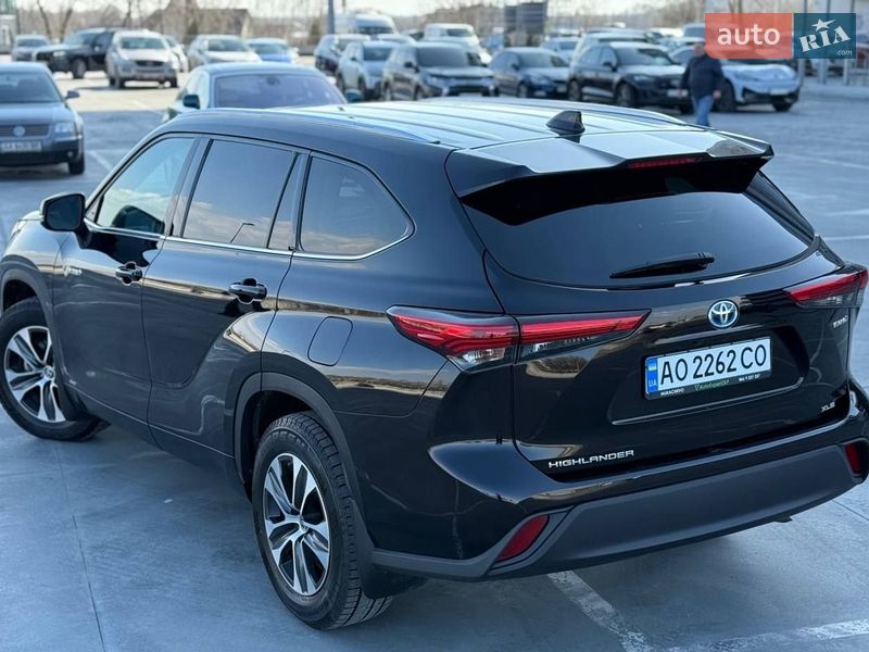 Внедорожник / Кроссовер Toyota Highlander 2020 в Киеве