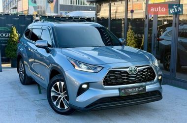 Внедорожник / Кроссовер Toyota Highlander 2021 в Киеве