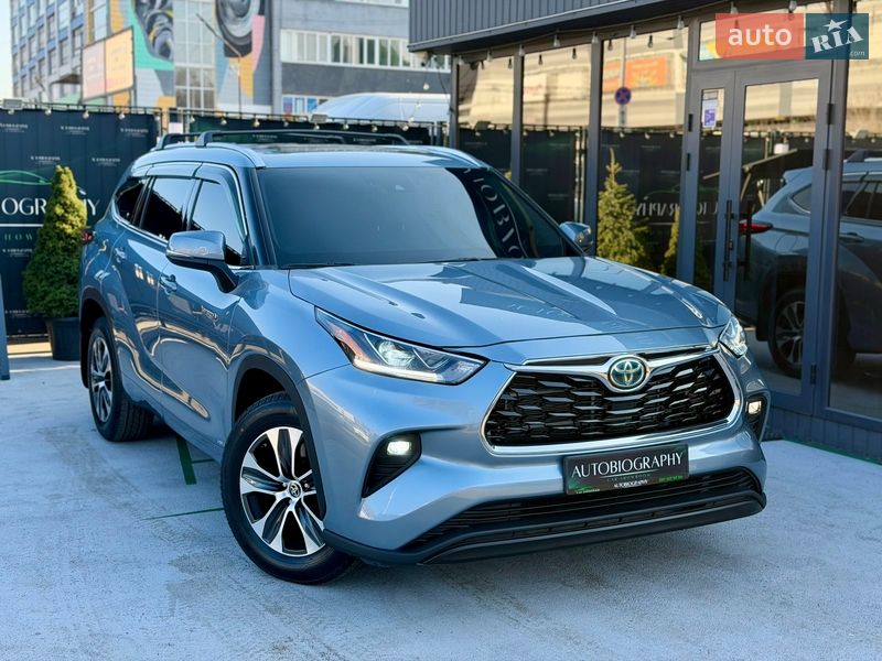 Toyota Highlander 2021
