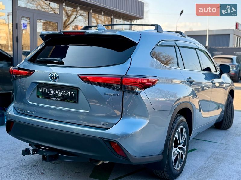 Позашляховик / Кросовер Toyota Highlander 2021 в Києві