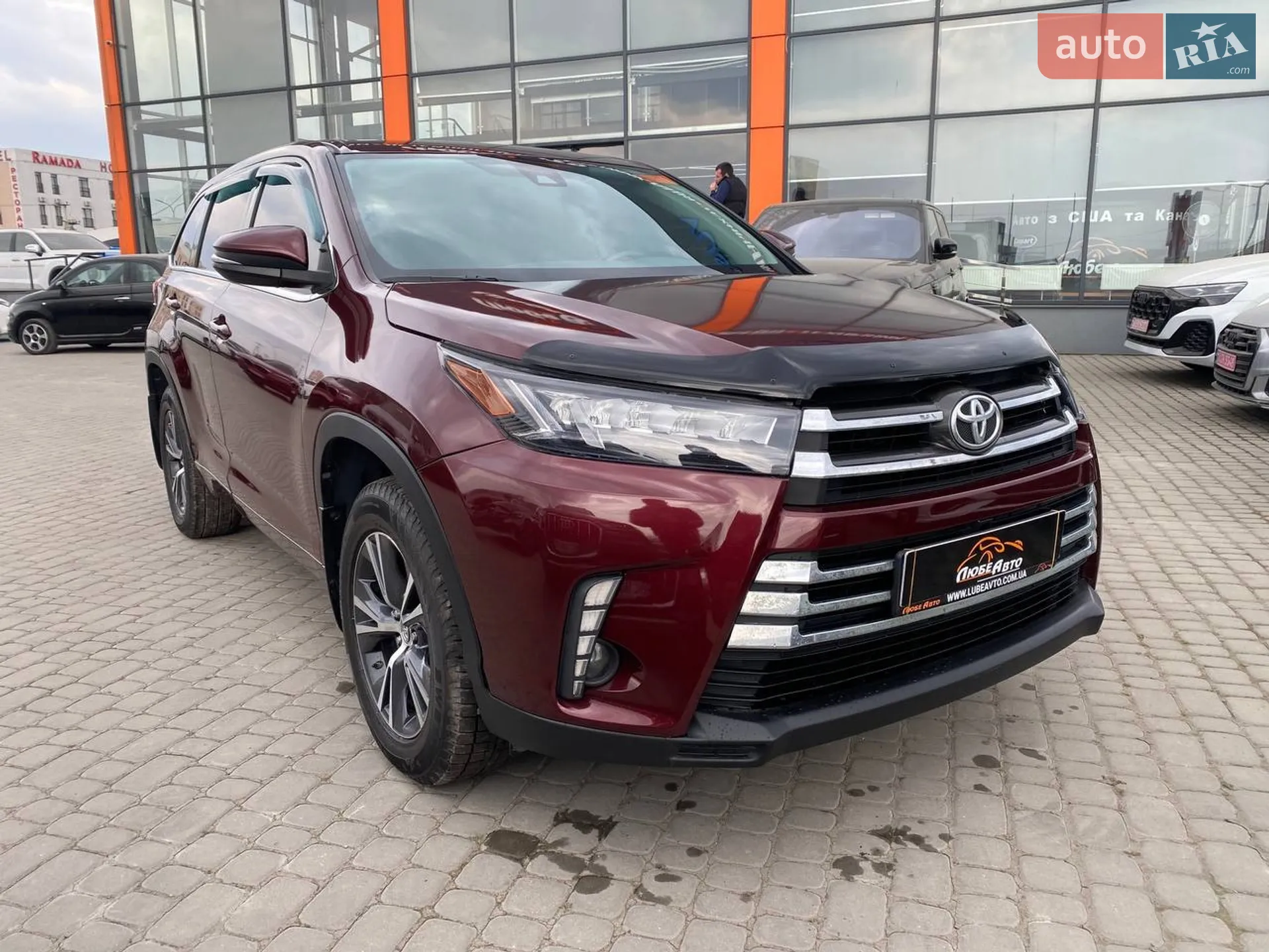 2018 Toyota Highlander - фото 1
