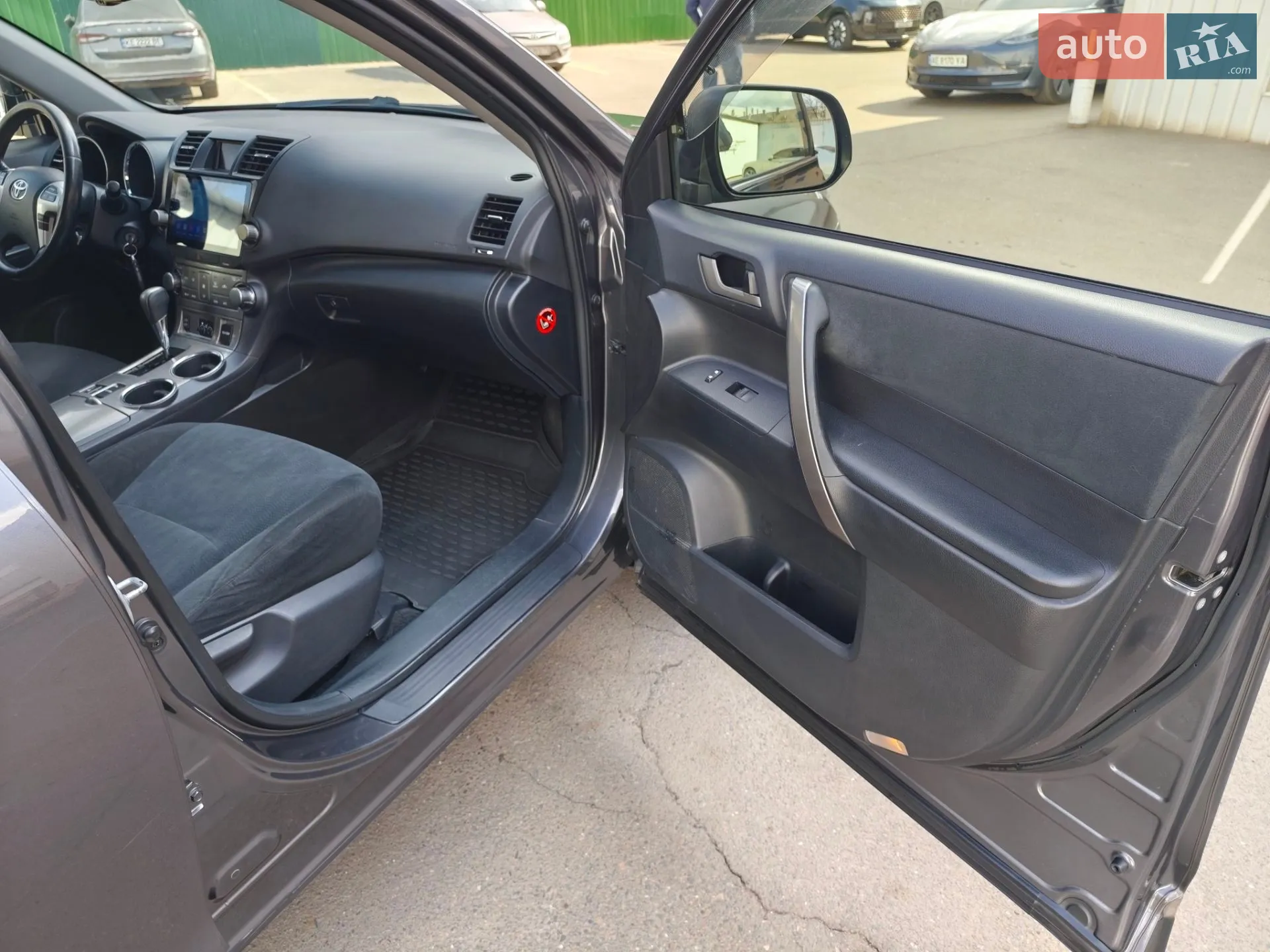 2013 Toyota Highlander - мініатюра 28