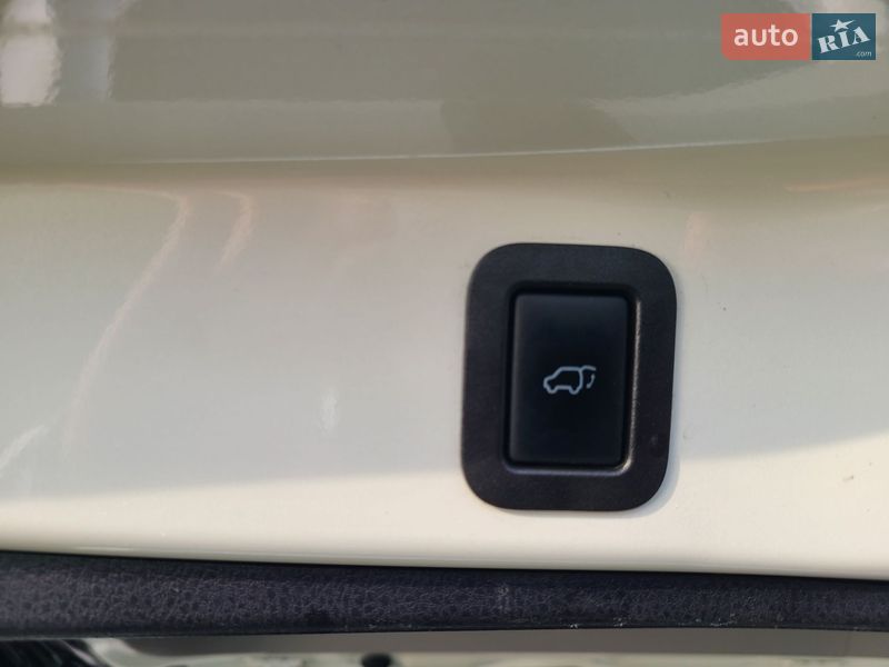 Внедорожник / Кроссовер Toyota Highlander 2018 в Киеве фото 23 Внедорожник / Кроссовер Toyota Highlander 2018 в Киеве