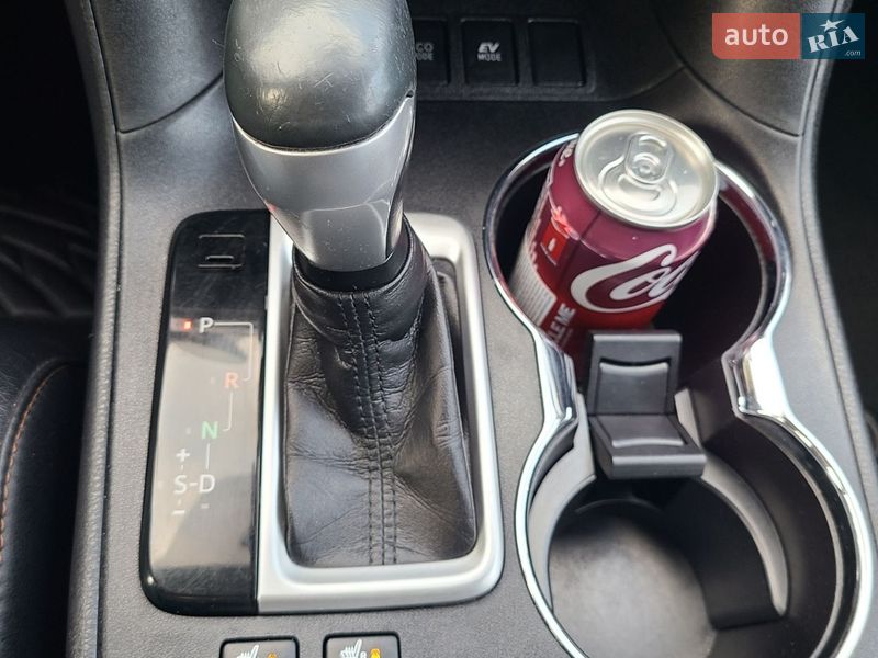 Внедорожник / Кроссовер Toyota Highlander 2018 в Киеве фото 35 Внедорожник / Кроссовер Toyota Highlander 2018 в Киеве