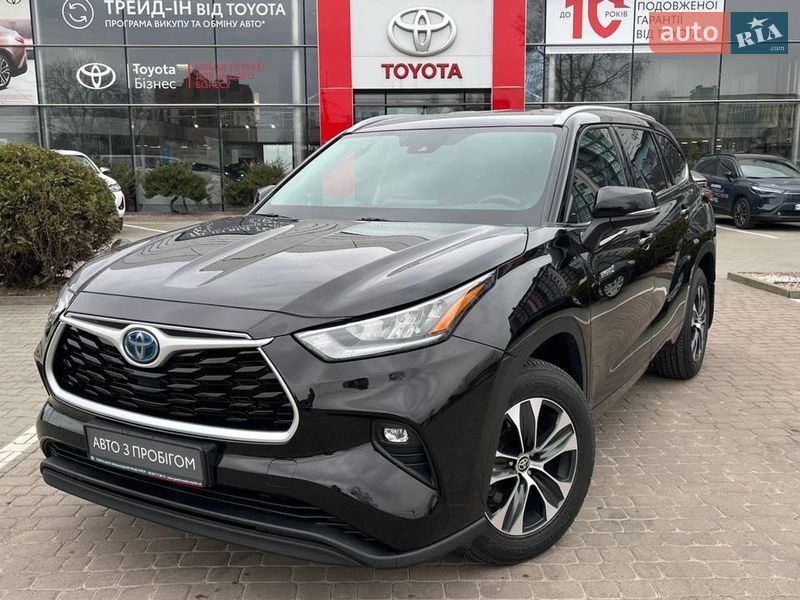 Toyota Highlander 2021