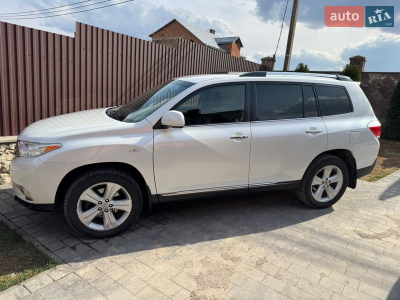 Toyota Highlander 2013