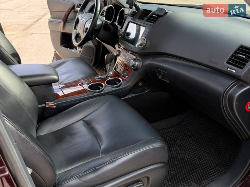 Позашляховик / Кросовер Toyota Highlander 2012 в Павлограді фото 6 Позашляховик / Кросовер Toyota Highlander 2012 в Павлограді