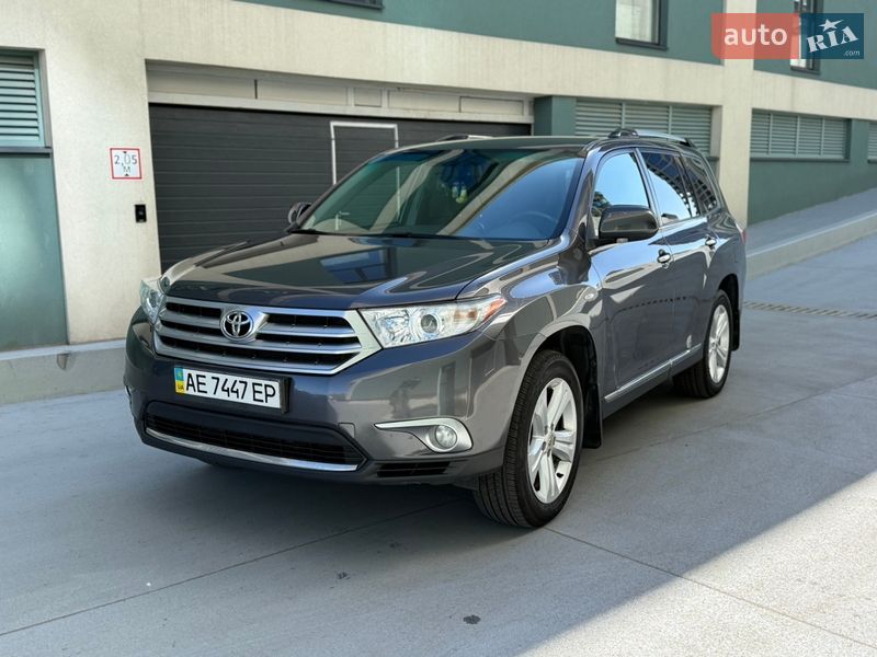 Toyota Highlander 2011 Toyota Highlander 2011