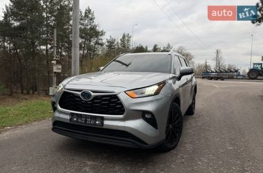 Позашляховик / Кросовер Toyota Highlander 2020 в Києві