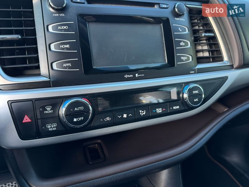 Позашляховик / Кросовер Toyota Highlander 2015 в Києві