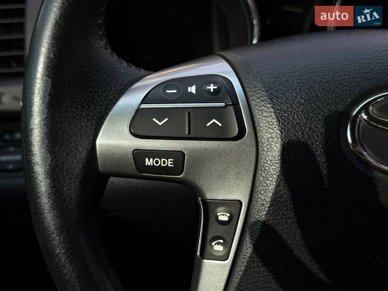 Внедорожник / Кроссовер Toyota Highlander 2012 в Киеве