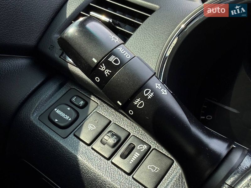 Внедорожник / Кроссовер Toyota Highlander 2012 в Киеве