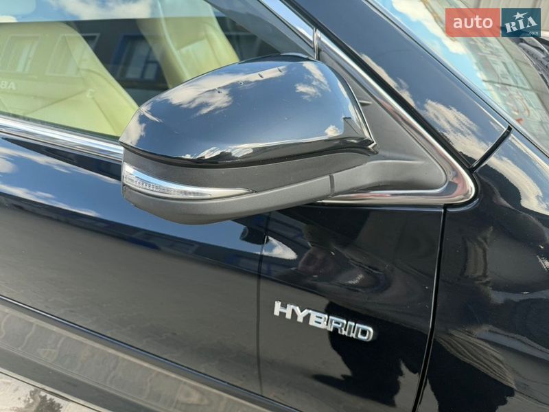 Позашляховик / Кросовер Toyota Highlander 2016 в Тернополі