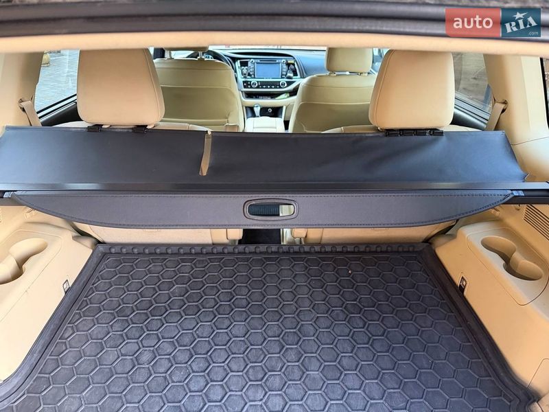 Позашляховик / Кросовер Toyota Highlander 2016 в Тернополі