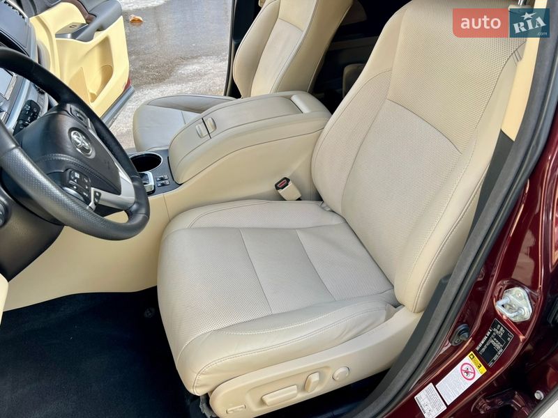 Внедорожник / Кроссовер Toyota Highlander 2014 в Виннице фото 24 Внедорожник / Кроссовер Toyota Highlander 2014 в Виннице