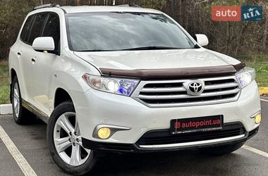 Позашляховик / Кросовер Toyota Highlander 2012 в Білогородці
