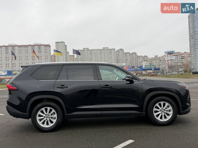 Позашляховик / Кросовер Toyota Highlander 2023 в Києві фото 5 Позашляховик / Кросовер Toyota Highlander 2023 в Києві