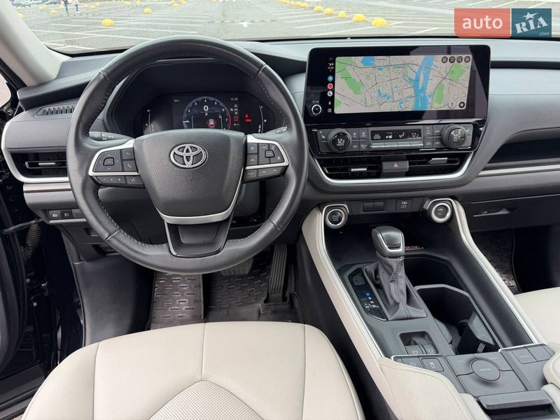 Позашляховик / Кросовер Toyota Highlander 2023 в Києві фото 12 Позашляховик / Кросовер Toyota Highlander 2023 в Києві