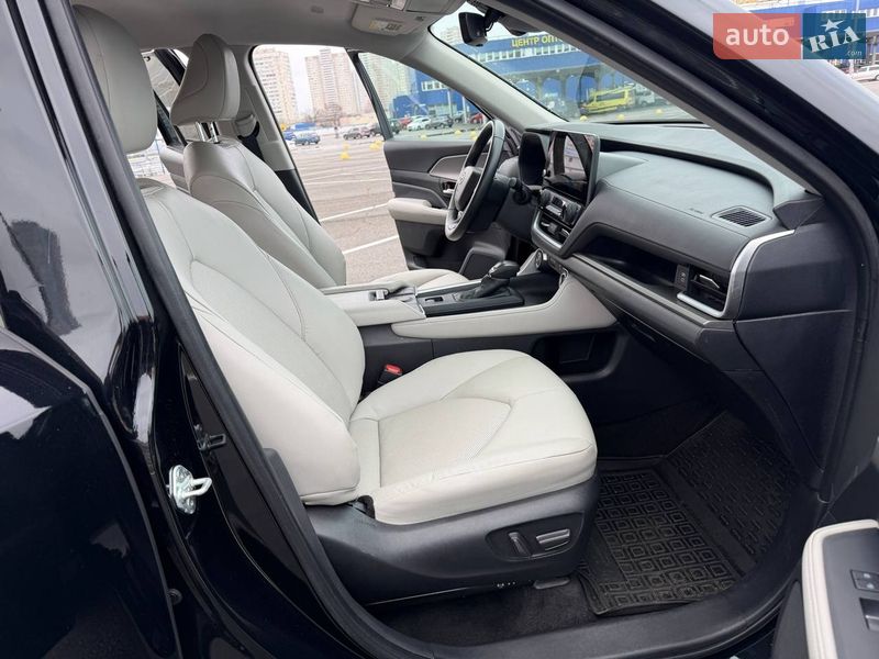 Позашляховик / Кросовер Toyota Highlander 2023 в Києві фото 18 Позашляховик / Кросовер Toyota Highlander 2023 в Києві