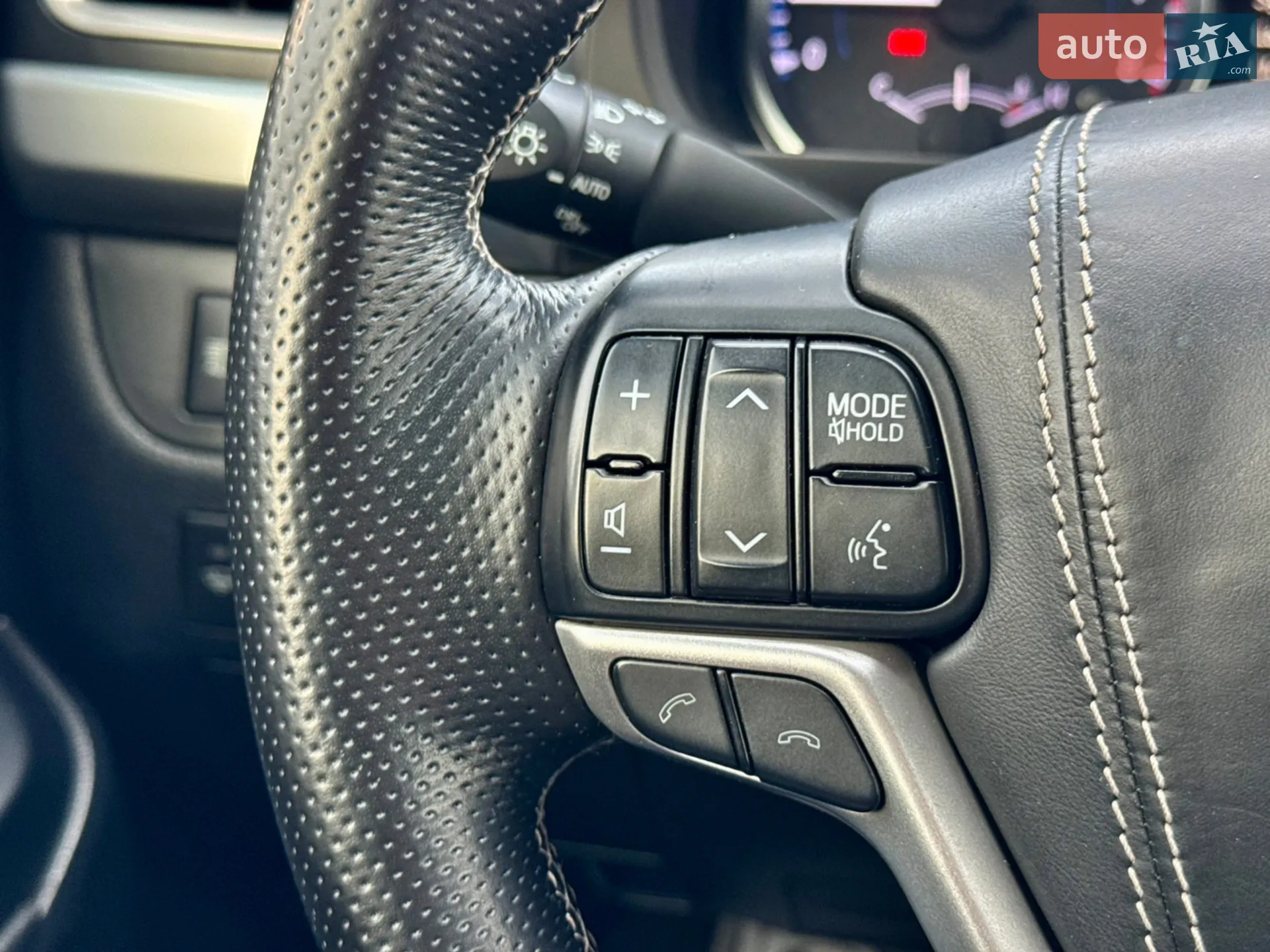 2016 Toyota Highlander - мініатюра 27