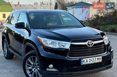 Внедорожник / Кроссовер Toyota Highlander 2016 в Володарке