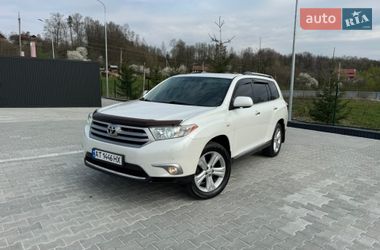 Внедорожник / Кроссовер Toyota Highlander 2011 в Косове