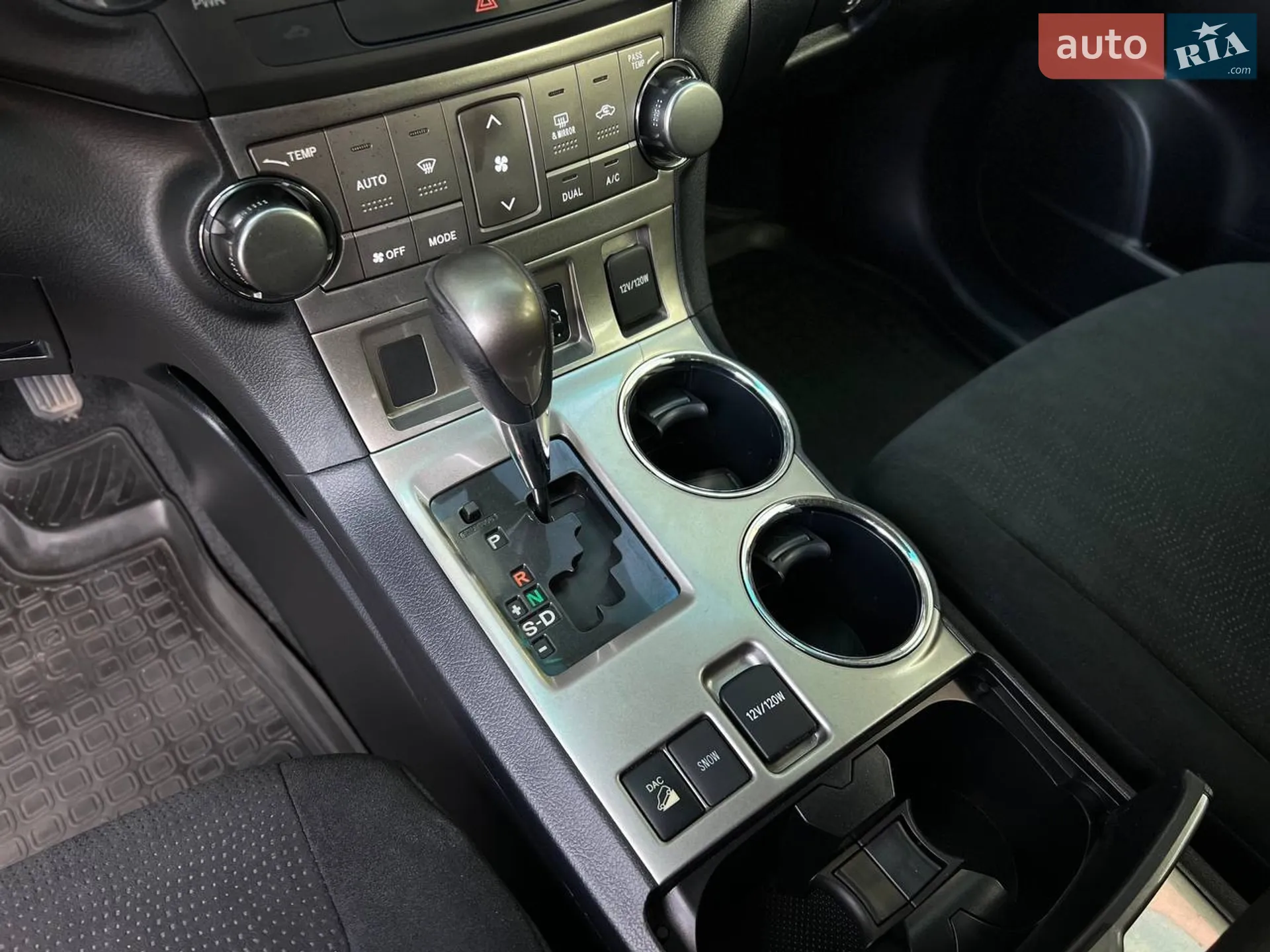 2012 Toyota Highlander - мініатюра 21