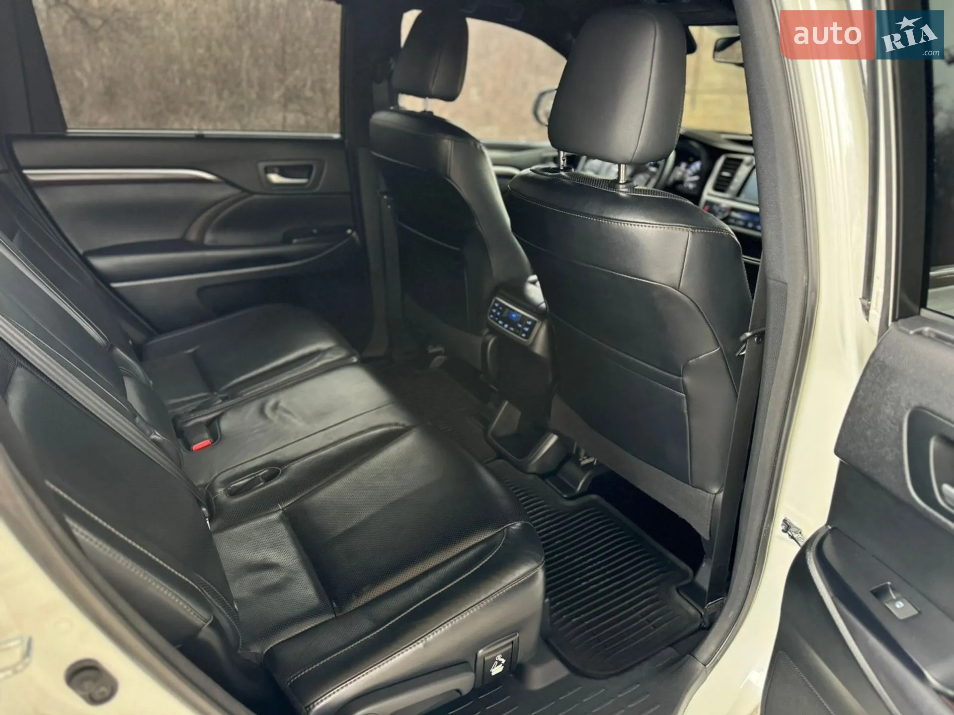 2016 Toyota Highlander - мініатюра 25