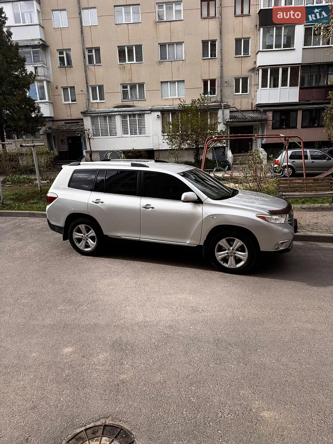 2011 Toyota Highlander - мініатюра 3