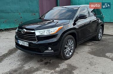Позашляховик / Кросовер Toyota Highlander 2015 в Харкові