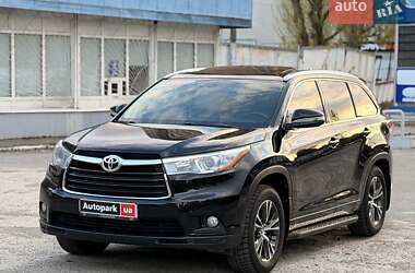 Позашляховик / Кросовер Toyota Highlander 2015 в Києві