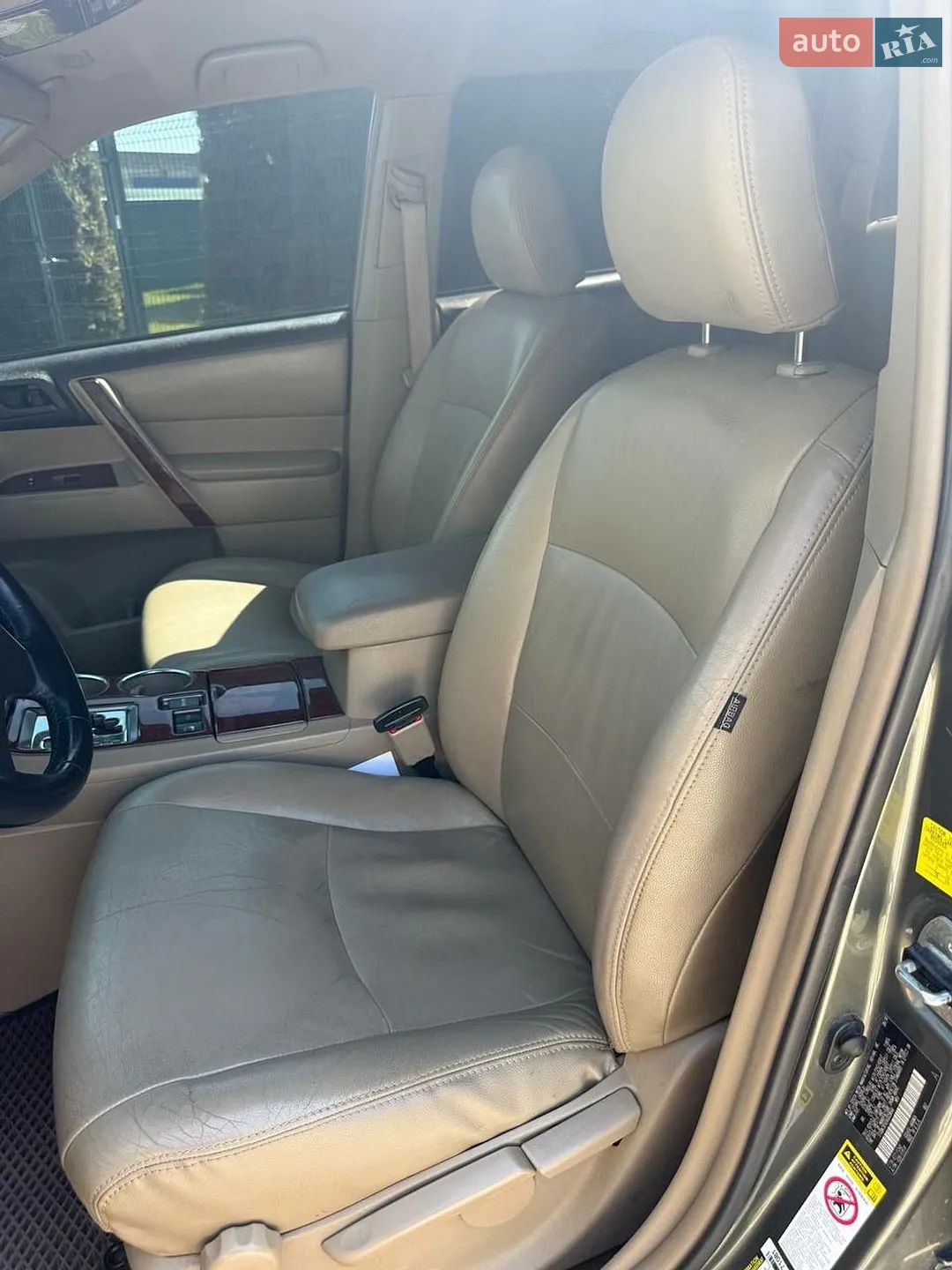 2010 Toyota Highlander - мініатюра 28