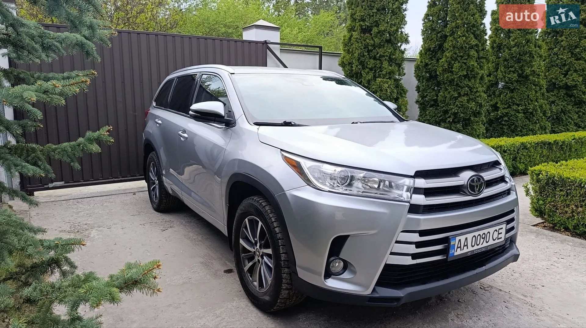 2017 Toyota Highlander - мініатюра 2