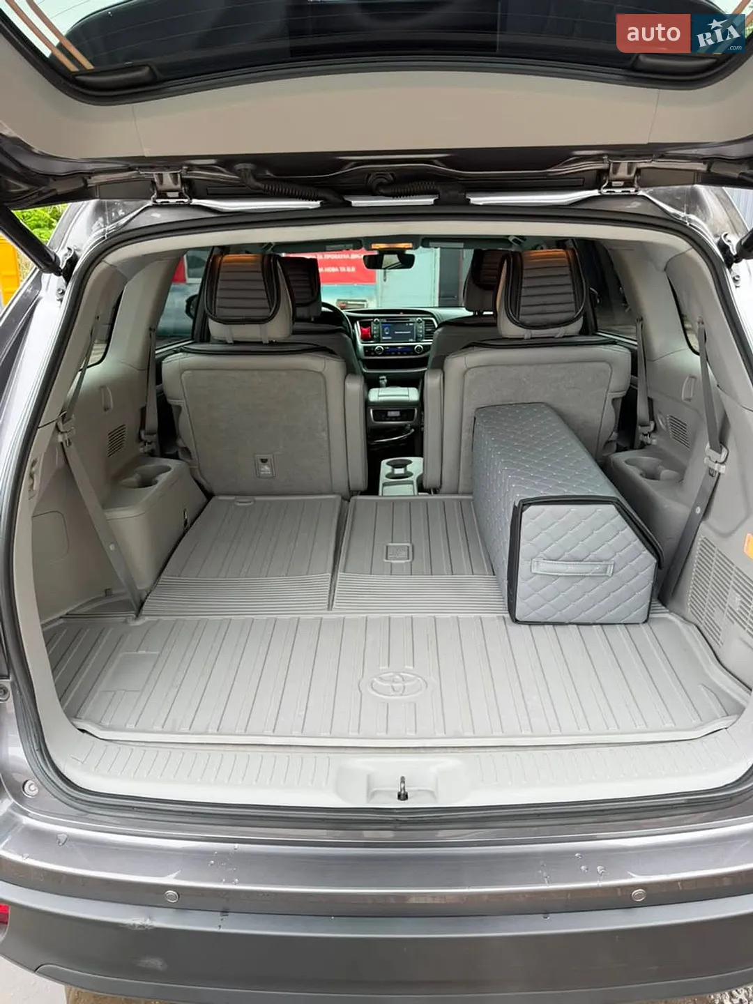 2019 Toyota Highlander - мініатюра 12