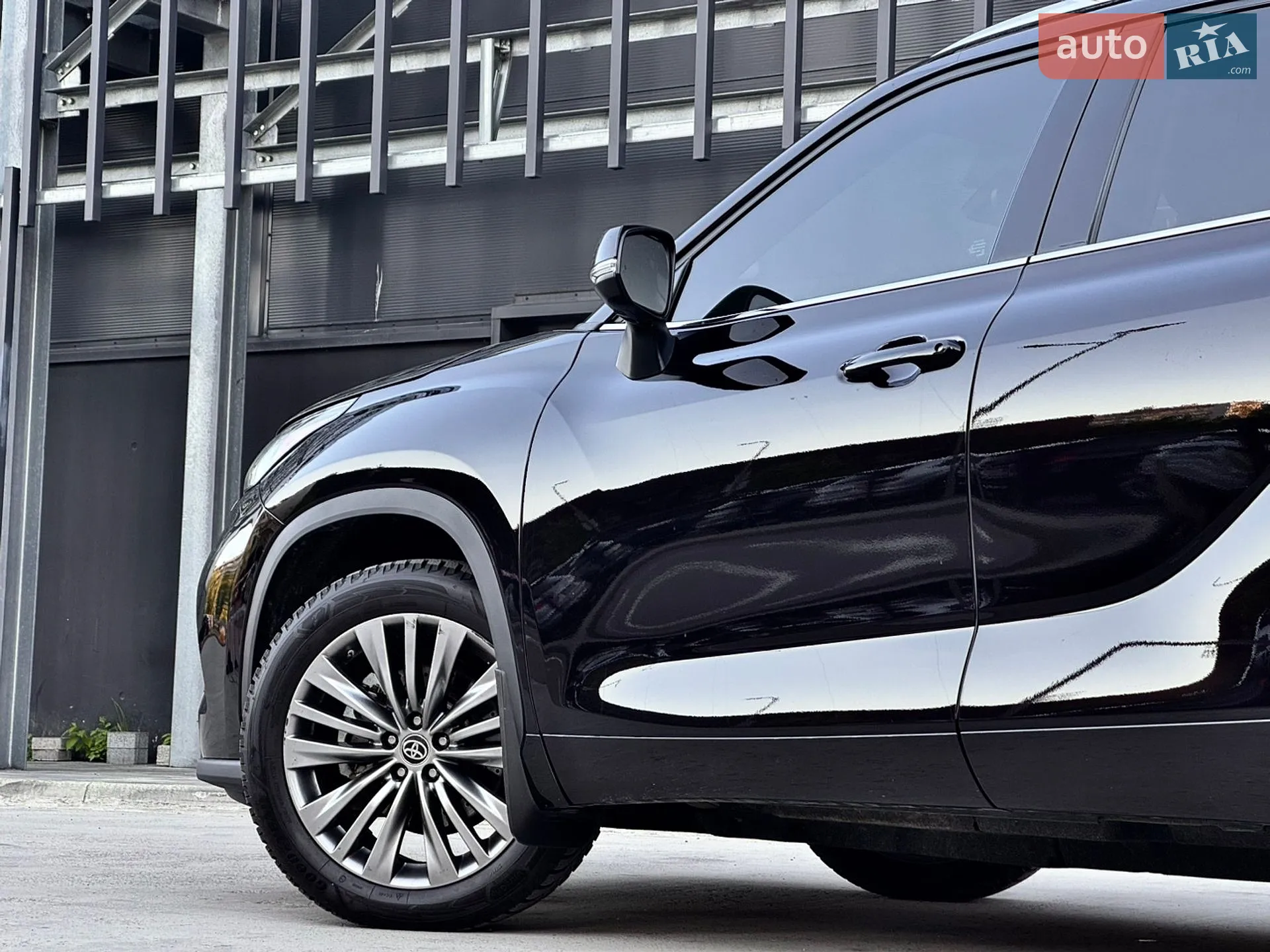 2022 Toyota Highlander - мініатюра 12