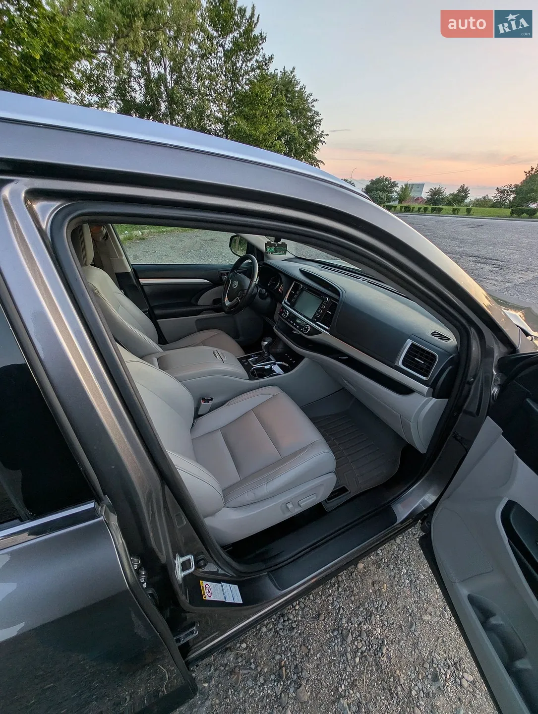2018 Toyota Highlander - мініатюра 13