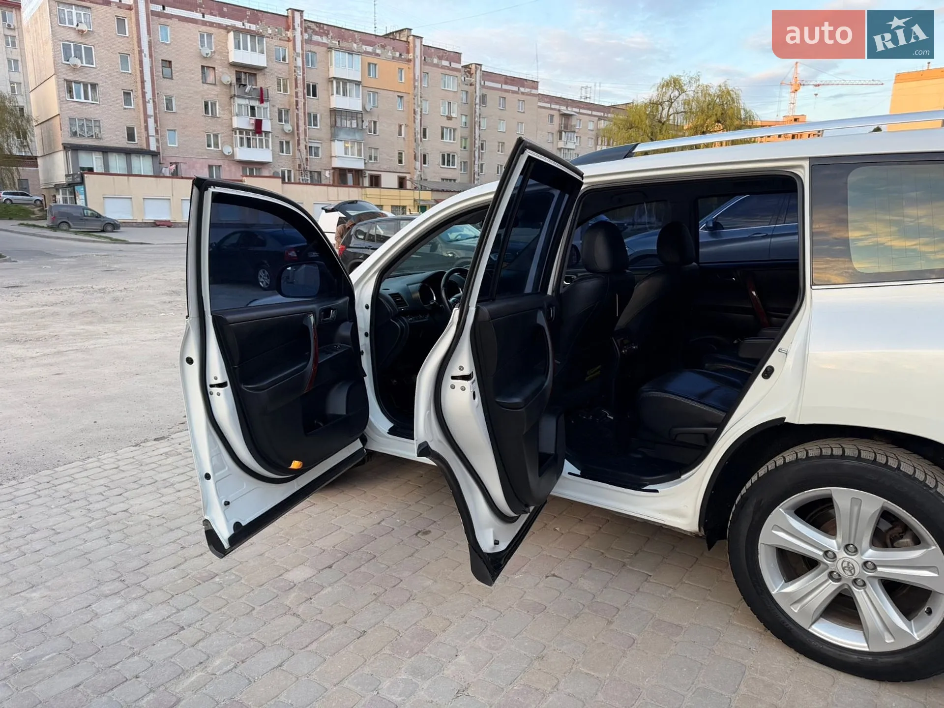 2011 Toyota Highlander - мініатюра 15