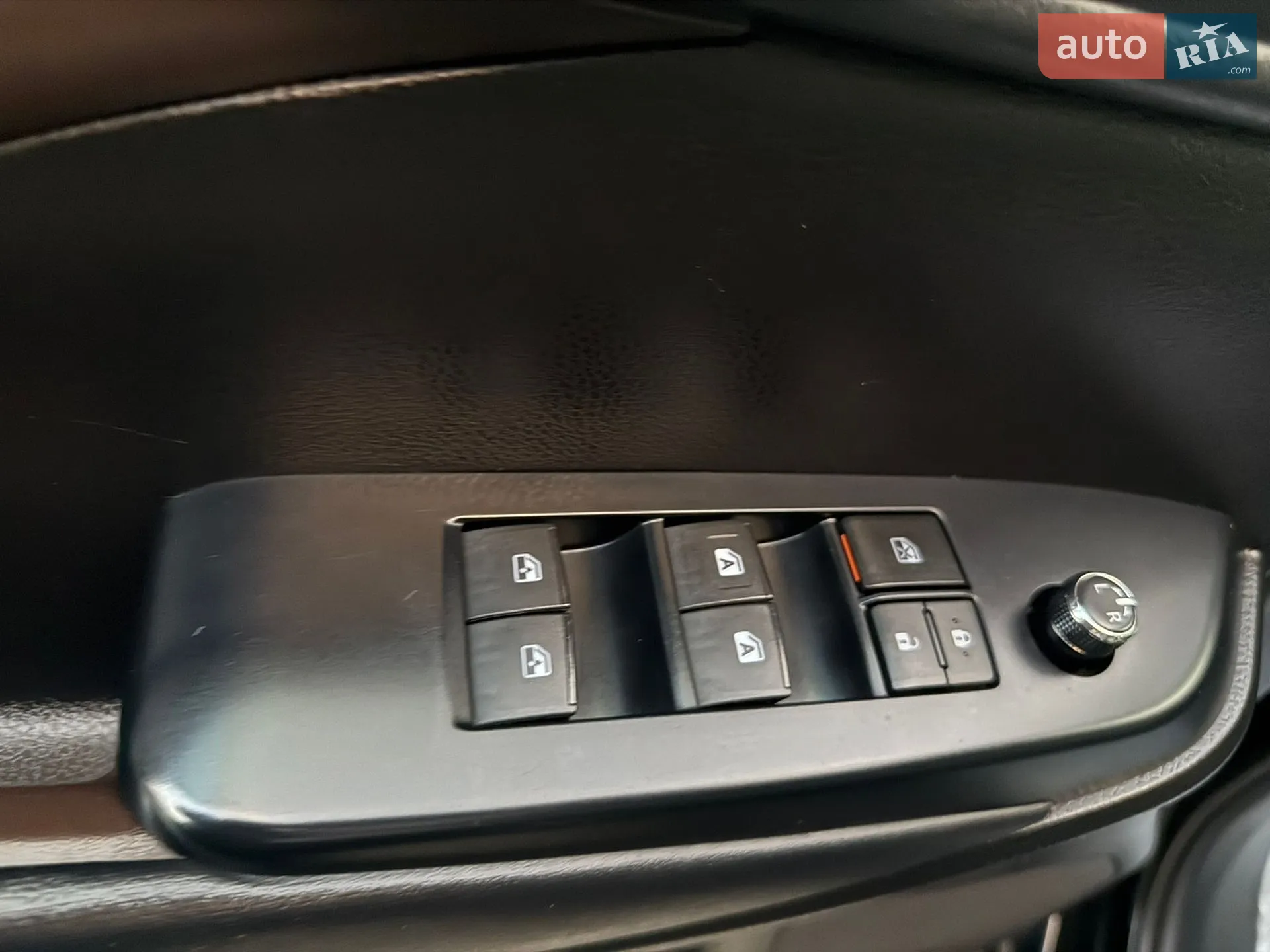 2017 Toyota Highlander - мініатюра 19